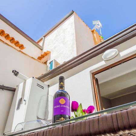Suite Bordonaro Apartments Cefalù Exteriör bild