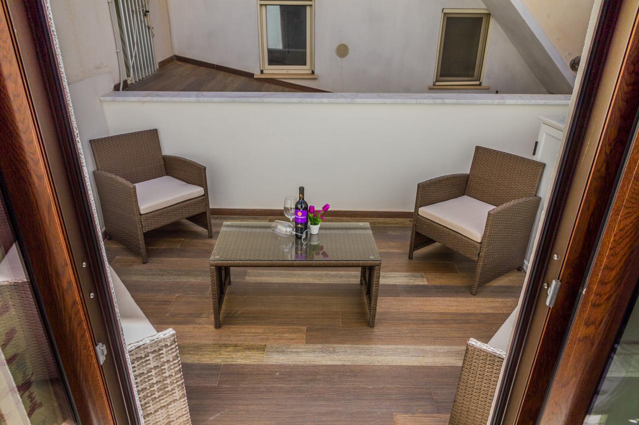 Suite Bordonaro Apartments Cefalù Exteriör bild